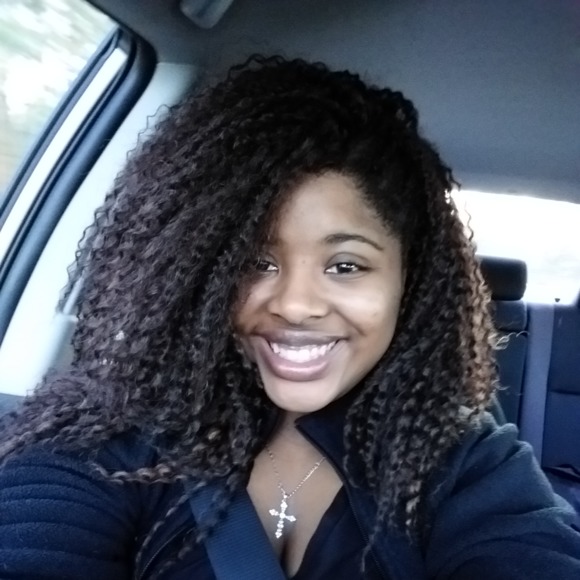 Meet your Posher, Jamesha - Picture 1 of 1